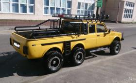 Нямате пари за Mercedes-AMG G63 6×6? Какво ще кажете за Lada Niva 6x6?
