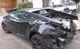 Артур Тушик възкресява тотализирано Lambo Gallardo. Видео