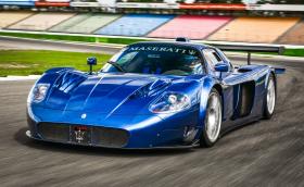 Това е последното Maserati MC12 Corsе. Една много специална кола, която вдига от 0-200 за 6 секунди. Галерия и видео
