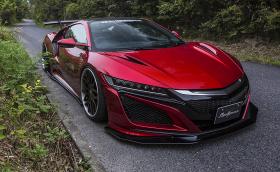 Honda NSX от Liberty Walk, която прилича на летяща чиния