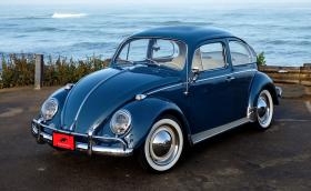 Този 1964 VW Beetle е електрически, вдига 160 км/ч и минава около 150 км с едно зареждане