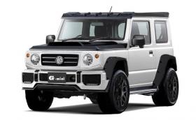 Liberty Walk Suzuki Jimny е бебе Merc-AMG G63. Не е с 585 к.с., но му отива