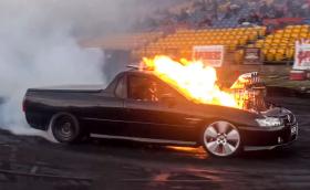 Видео урок: Как се взривява LS1 V8 в Holden Commodore?