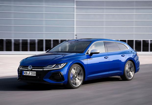 VW Arteon дебютира, вече официално има комби и версия R с 320 к.с.