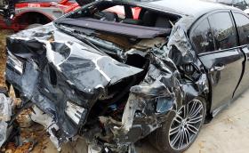 Това BMW Серия 5 получава нова задница само за 40 часа