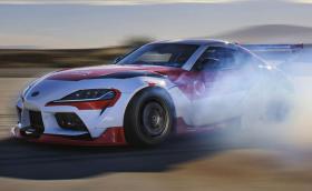 Toyota направиха Supra, която дрифти... автономно