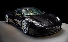Джей Кей, вокалистът на „Джамирокуай“, продава своето Porsche 918 Spyder