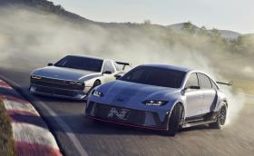 Hyundai N представи два нови модела: N Vision 74 и RN22e