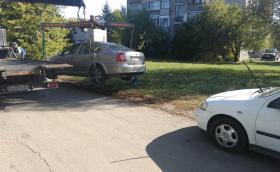 Над 1200 автомобила са вдигнати от зелени площи в София