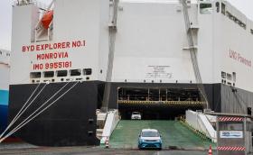 Първият кораб с електрички на BYD пристигна в Германия