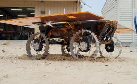 NASA тества новите малки лунни роувъри
