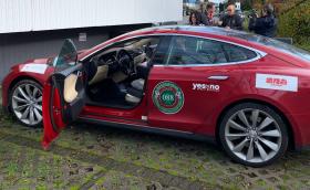 Германец мина 1,7 млн. км с Model S, но смени 13 електромотора
