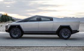 Tesla доставя първите Cybertruck тази година?