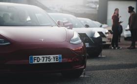 Tesla свали цените с до 22%, за да се бори с конкуренцията от Китай и Европа