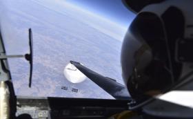 Вижте един от китайските балони, сниман от пилот на U-2