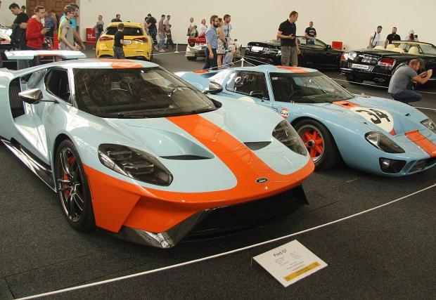 Ford GT