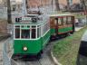 В тази композиция теглещият трамвай е на 90 години, а ремаркето - на 98 години