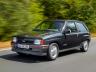 Първата Corsa A GSi излиза на пазара през 1988. Тежи 820 кг, има 100 к.с. и развива 188 км/ч.