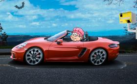 79-годишна белгийка лекува безсъние с Porsche Boxster GTS и 238 км/ч. Глобяват я с 4000 евро