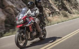 Новите Triumph Tiger 1200 и Tiger 800, големият е със 141 к.с. Пълна галерия и четири клипа