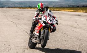 Може да си купите състезателното Ducati Panigale R на Ангел Караньотов. Байкът се продава