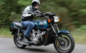Това е Kawasaki Z 2300 V12, създадено от ядрен инженер