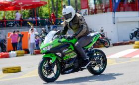 Карахме новото Kawasaki Ninja 400 и KTM 790 Duke  