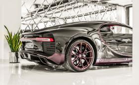 Bugatti Chiron, Ducati Panigale R и още 14 експоната в страхотна фотоизложба!
